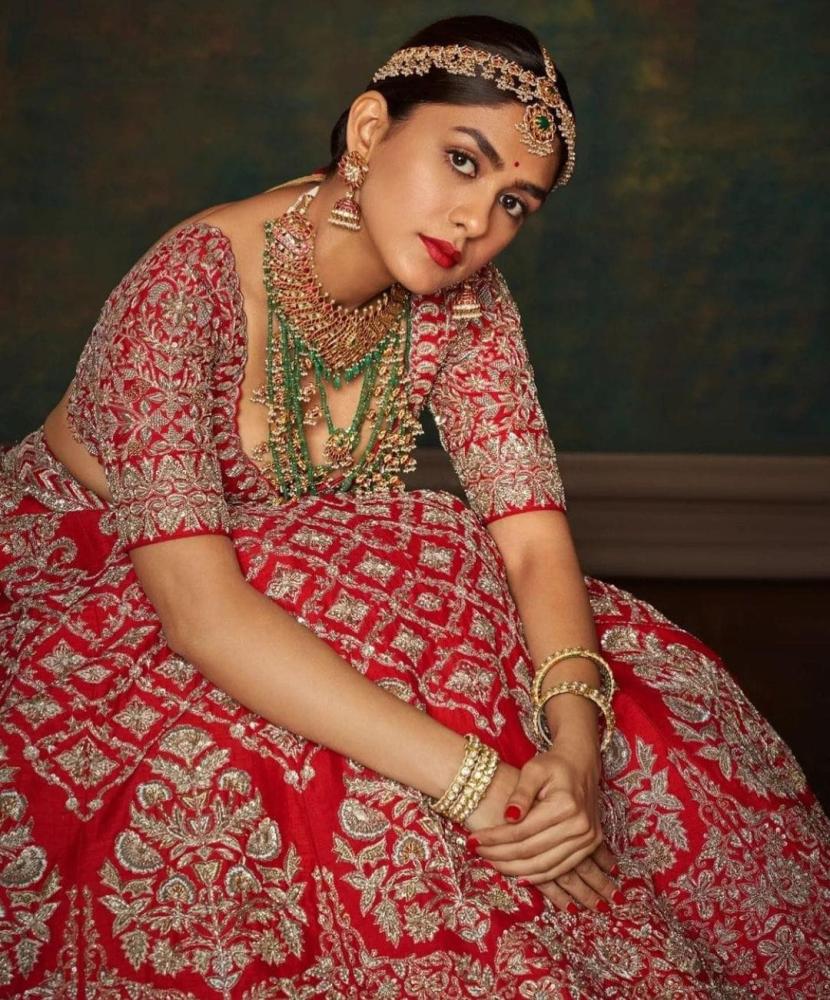mrunal-thakur-vijay-deverakonda-marriage-photos